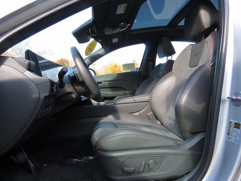 used 2024 Hyundai Sonata car, priced at $27,608