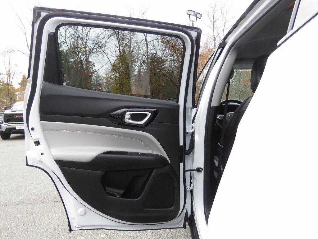 used 2022 Jeep Compass car, priced at $21,994