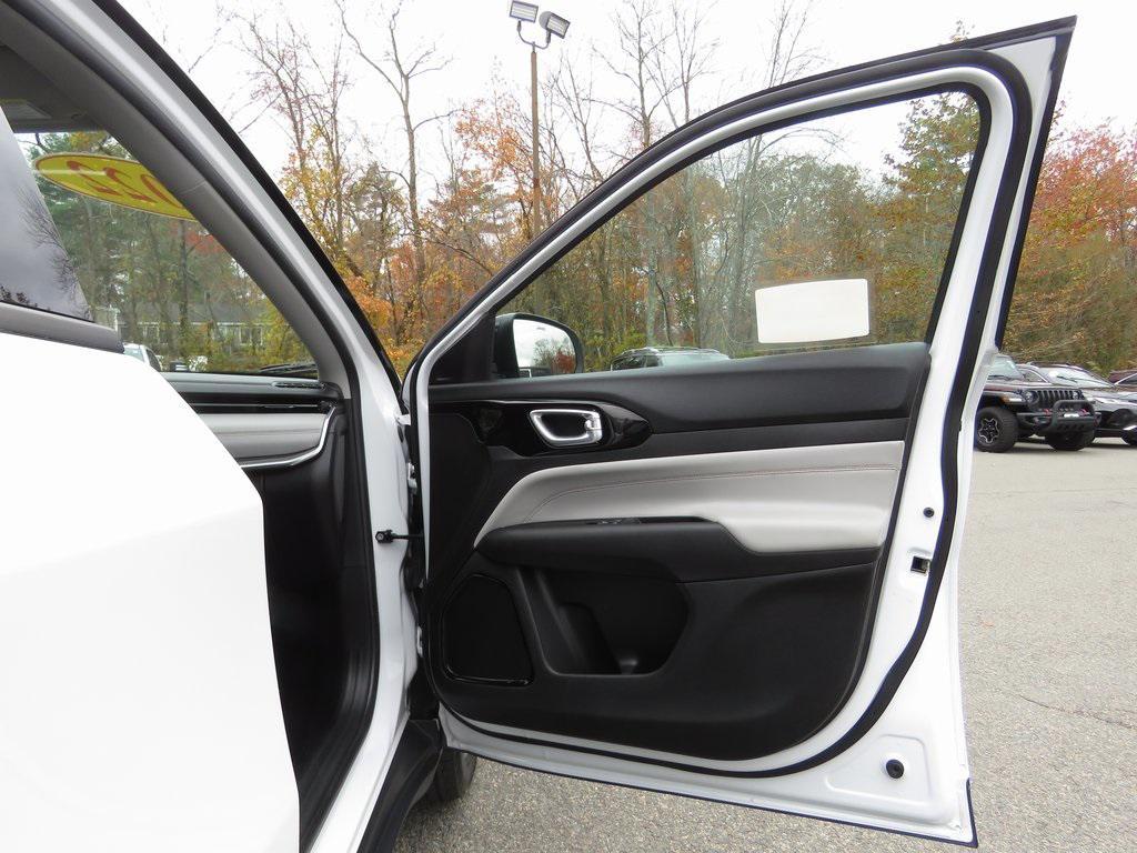 used 2022 Jeep Compass car, priced at $21,994