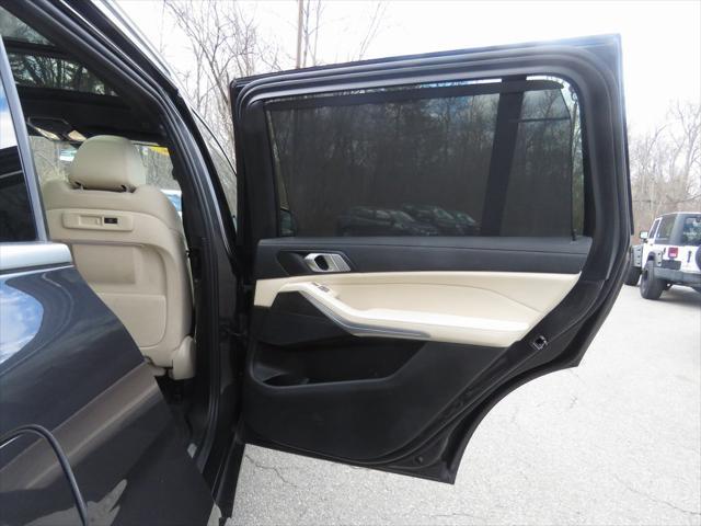 used 2022 BMW X7 car, priced at $48,189