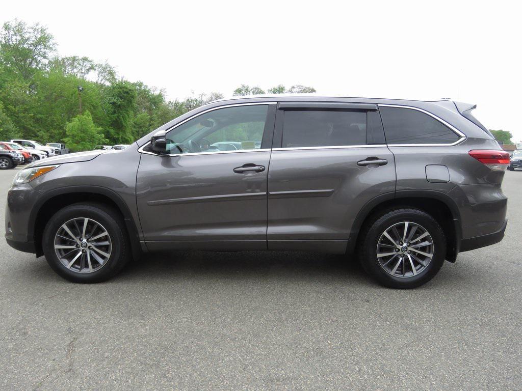 used 2018 Toyota Highlander car, priced at $25,583