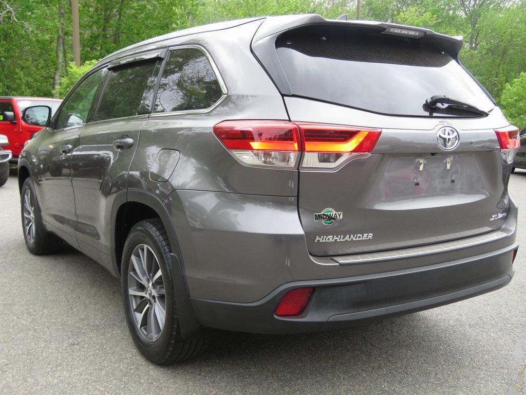 used 2018 Toyota Highlander car, priced at $25,583