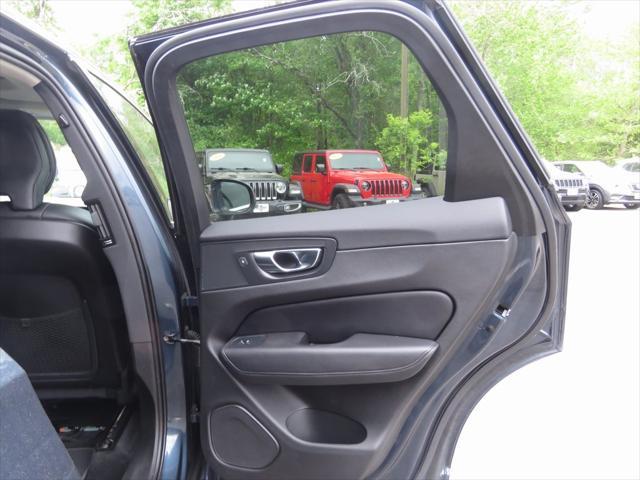 used 2019 Volvo XC60 car, priced at $25,667