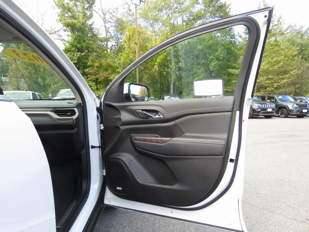 used 2023 GMC Acadia car, priced at $37,979