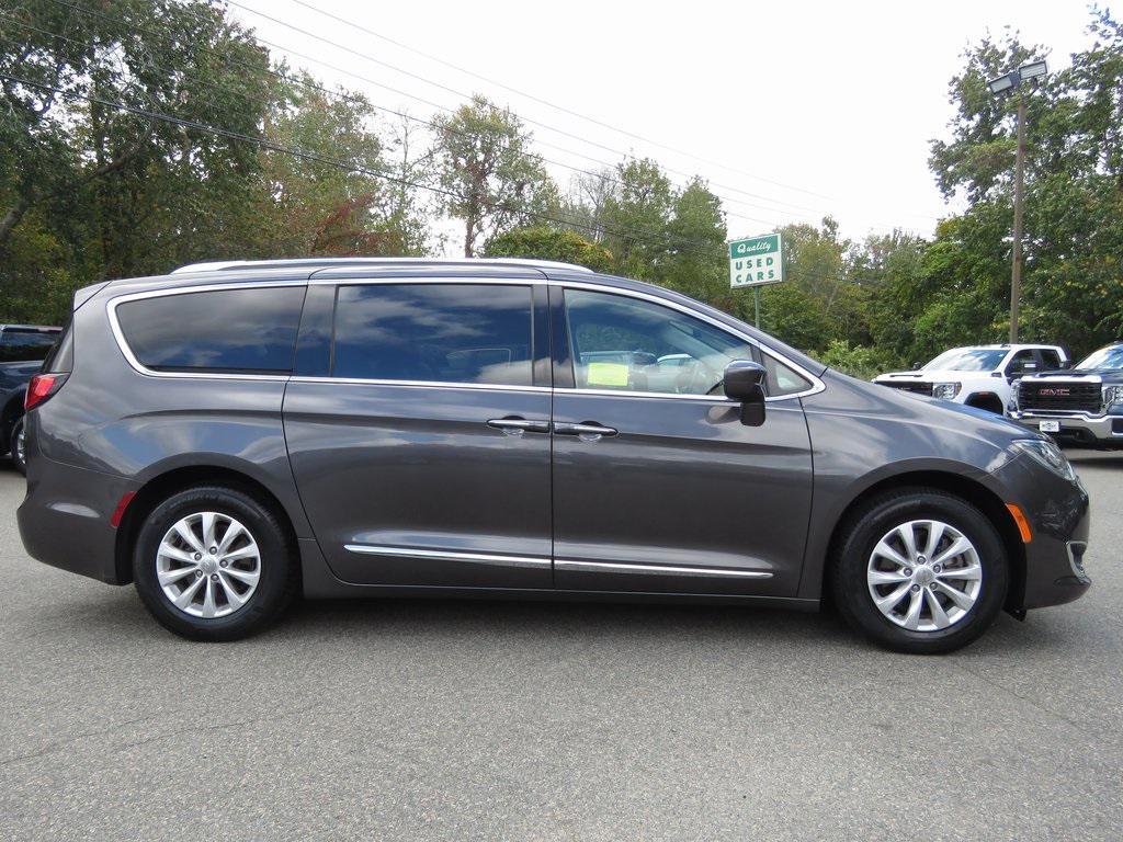 used 2018 Chrysler Pacifica car, priced at $16,989
