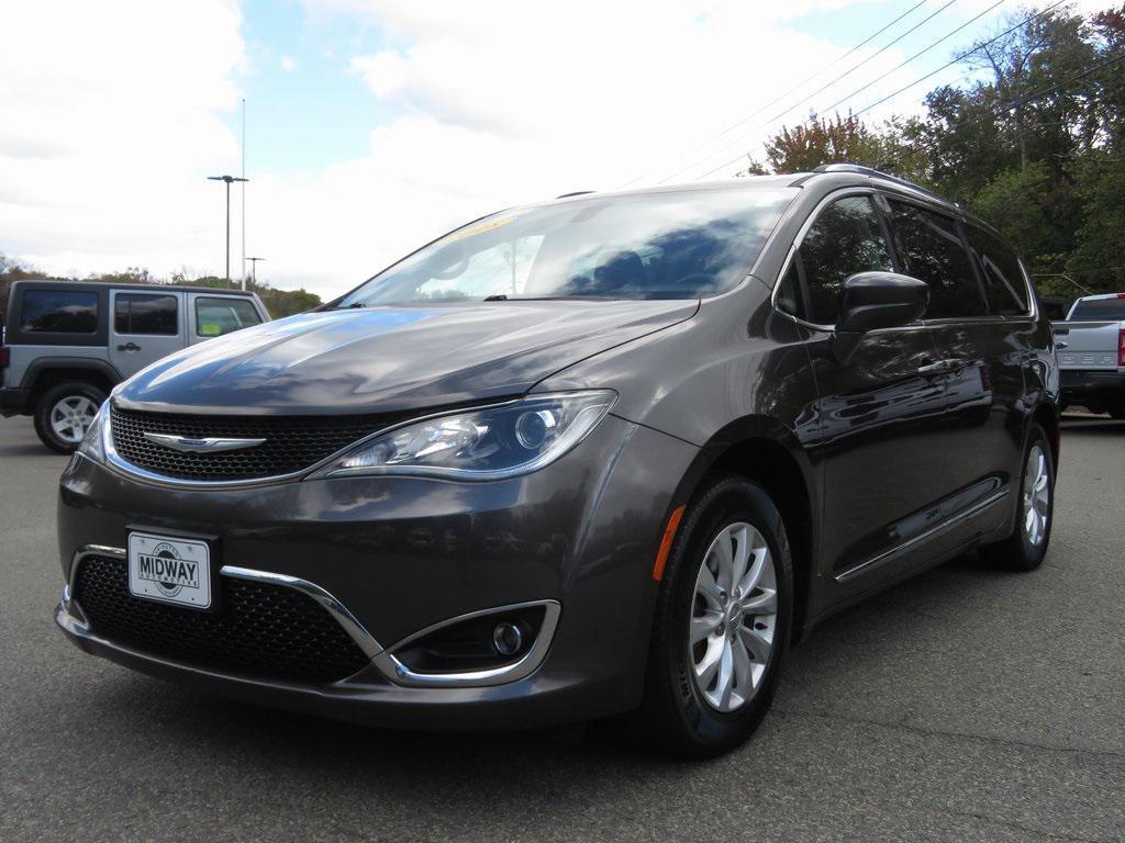 used 2018 Chrysler Pacifica car, priced at $16,989