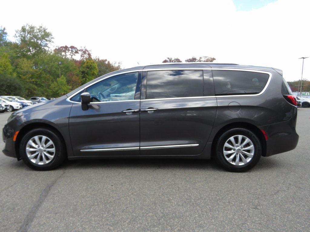 used 2018 Chrysler Pacifica car, priced at $16,989