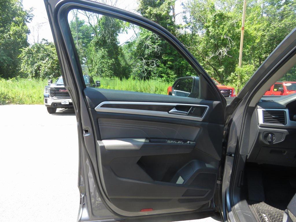 used 2022 Volkswagen Atlas car, priced at $25,316