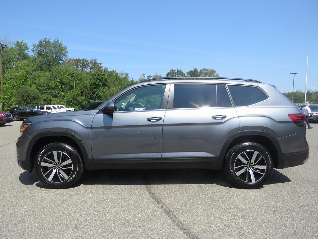 used 2022 Volkswagen Atlas car, priced at $25,316