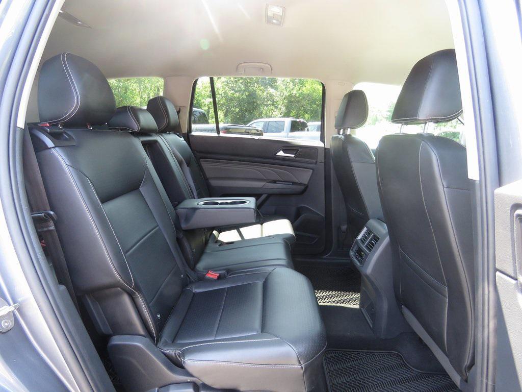 used 2022 Volkswagen Atlas car, priced at $25,316