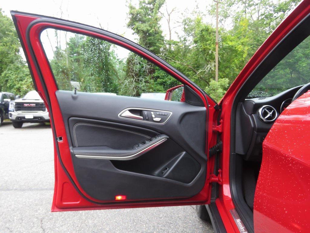 used 2018 Mercedes-Benz GLA 250 car, priced at $17,586