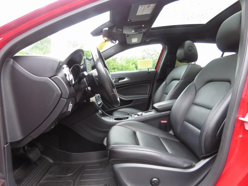 used 2018 Mercedes-Benz GLA 250 car, priced at $17,586