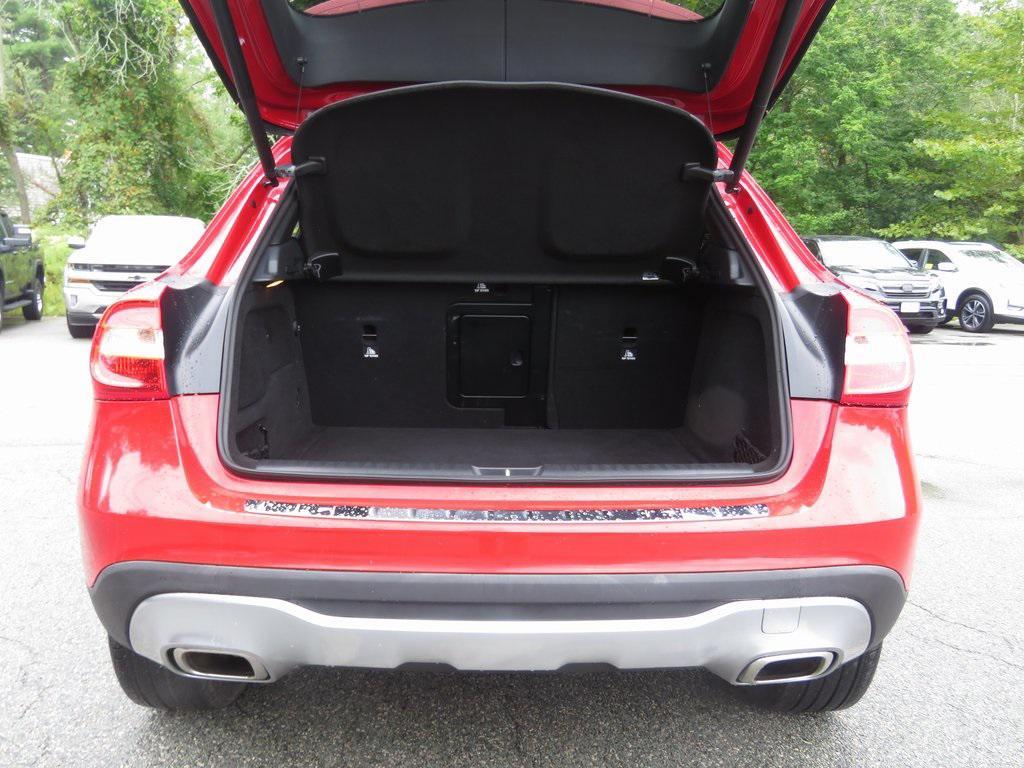 used 2018 Mercedes-Benz GLA 250 car, priced at $17,586