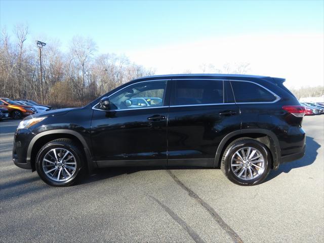 used 2019 Toyota Highlander car, priced at $22,570