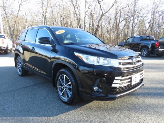 used 2019 Toyota Highlander car, priced at $22,570