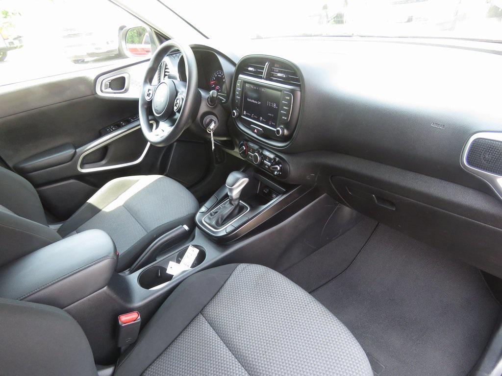 used 2022 Kia Soul car, priced at $15,476