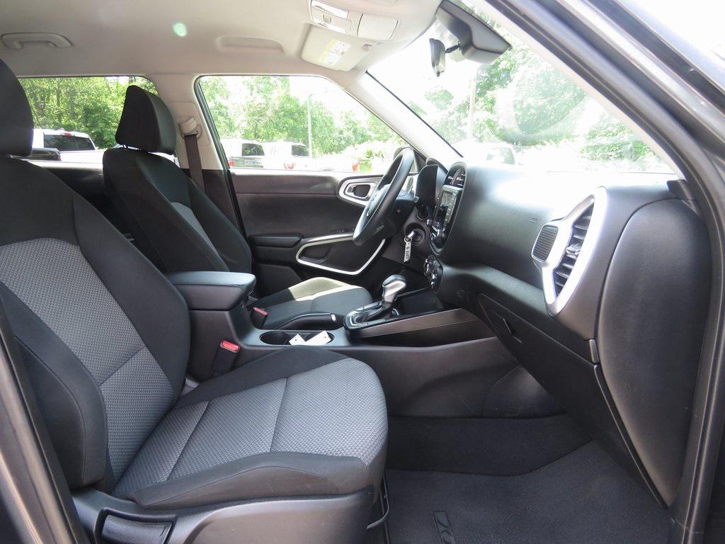 used 2022 Kia Soul car, priced at $15,476