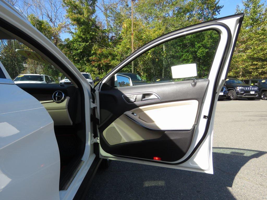 used 2018 Mercedes-Benz GLA 250 car, priced at $16,726