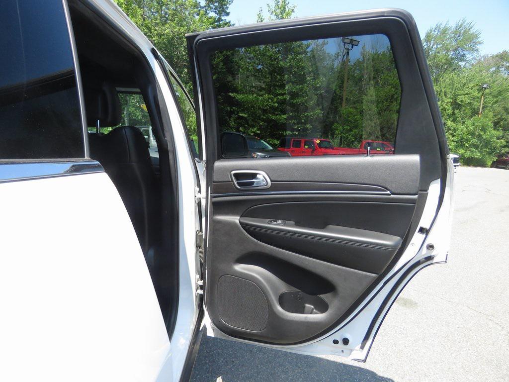 used 2018 Jeep Grand Cherokee car, priced at $19,156