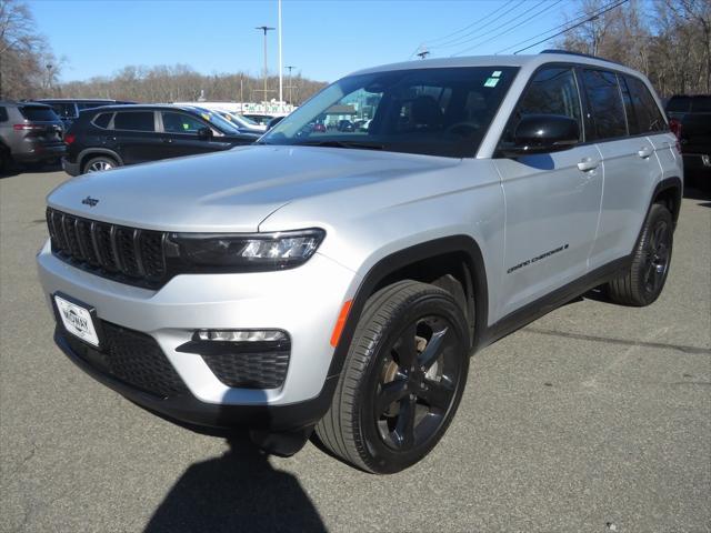 used 2024 Jeep Grand Cherokee car, priced at $40,450