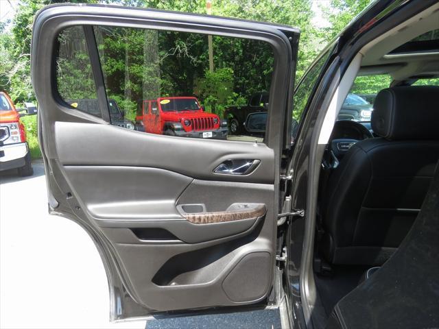 used 2022 GMC Acadia car, priced at $32,432