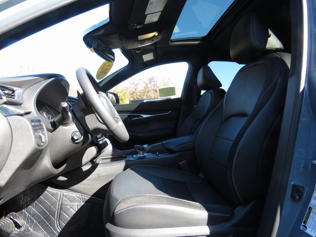 used 2022 INFINITI QX55 car, priced at $31,000