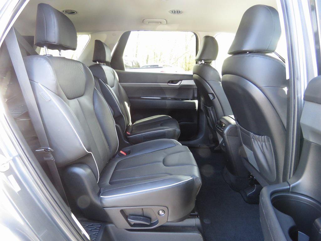 used 2023 Hyundai Palisade car, priced at $32,881