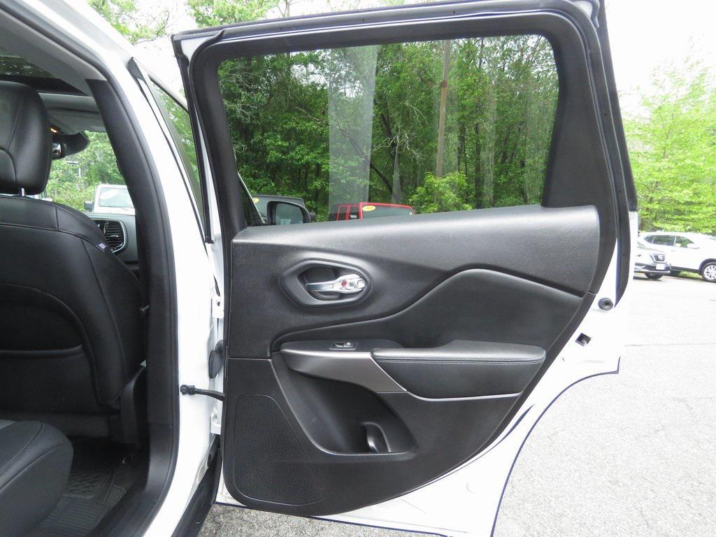 used 2021 Jeep Cherokee car, priced at $23,790