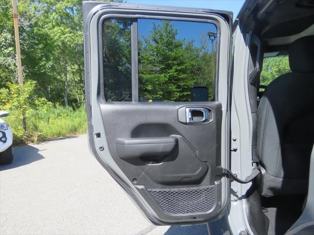 used 2022 Jeep Wrangler Unlimited car, priced at $31,973