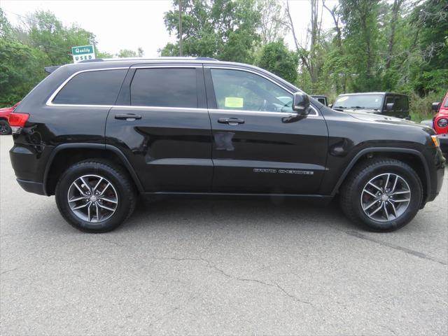 used 2017 Jeep Grand Cherokee car, priced at $17,497