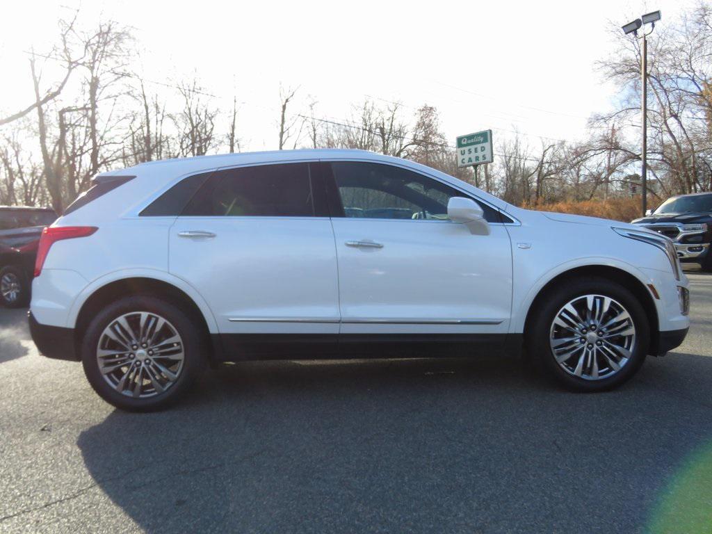 used 2017 Cadillac XT5 car, priced at $15,498
