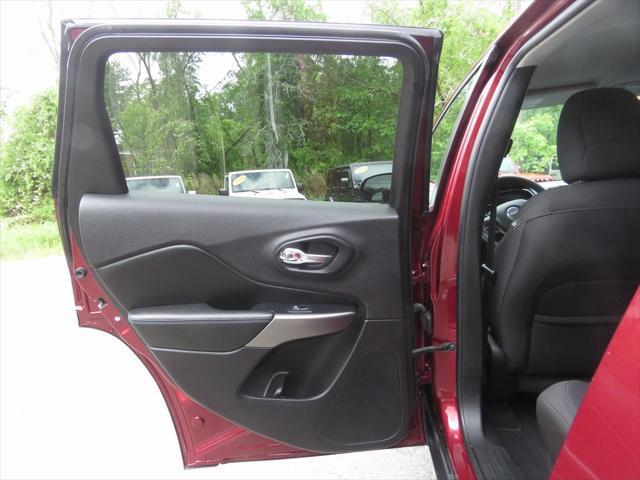 used 2019 Jeep Cherokee car, priced at $16,575