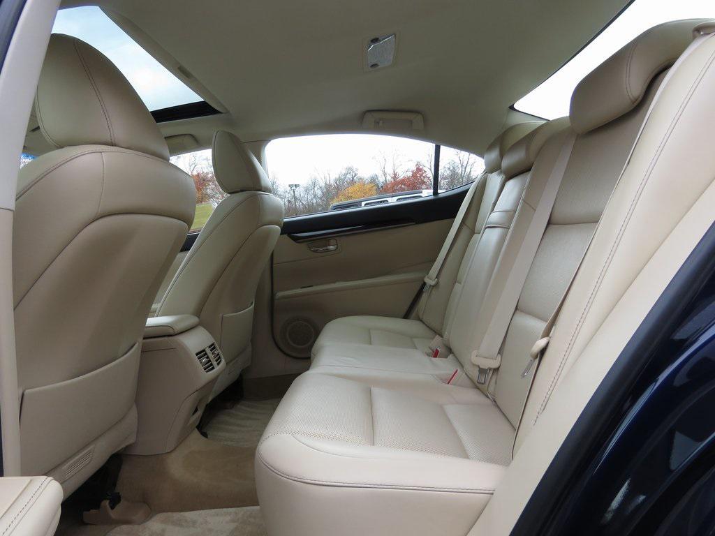 used 2013 Lexus ES 350 car, priced at $17,878