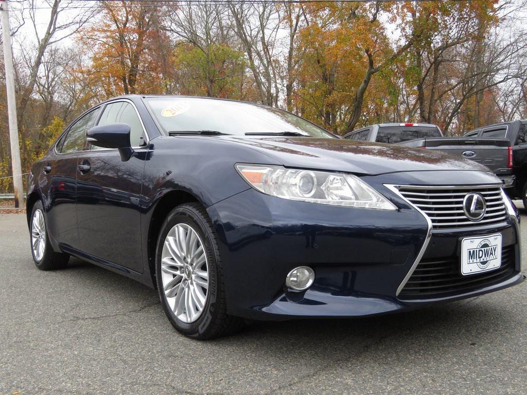 used 2013 Lexus ES 350 car, priced at $17,878
