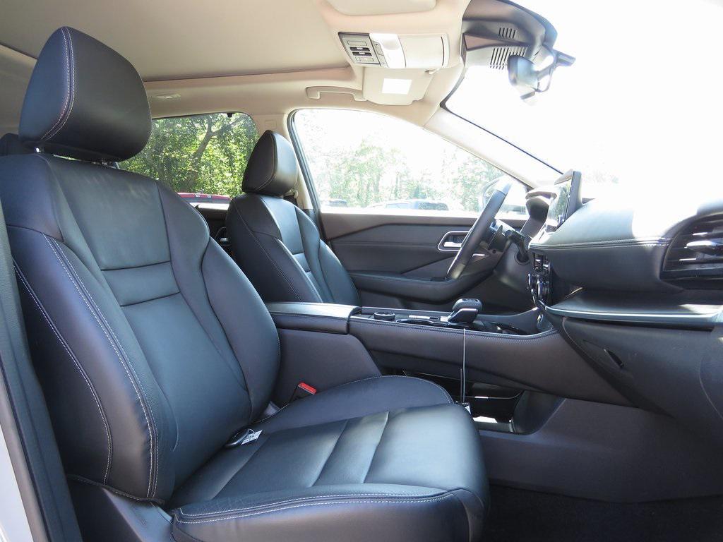 used 2021 Nissan Rogue car, priced at $24,331
