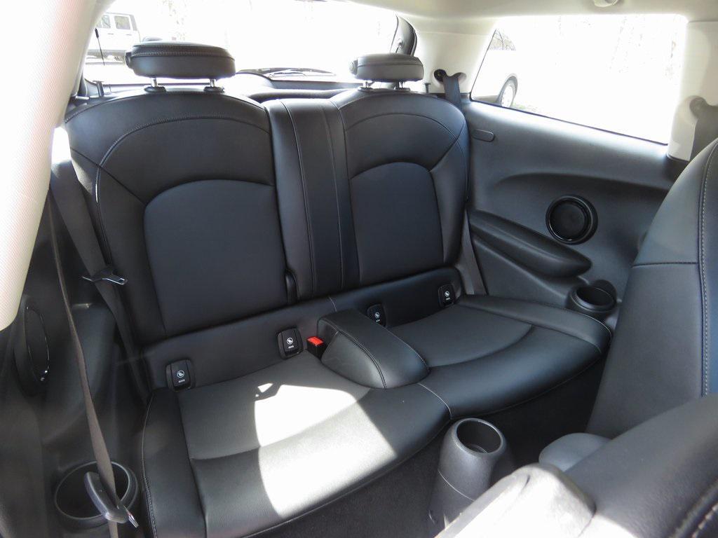 used 2018 MINI Hardtop car, priced at $14,365