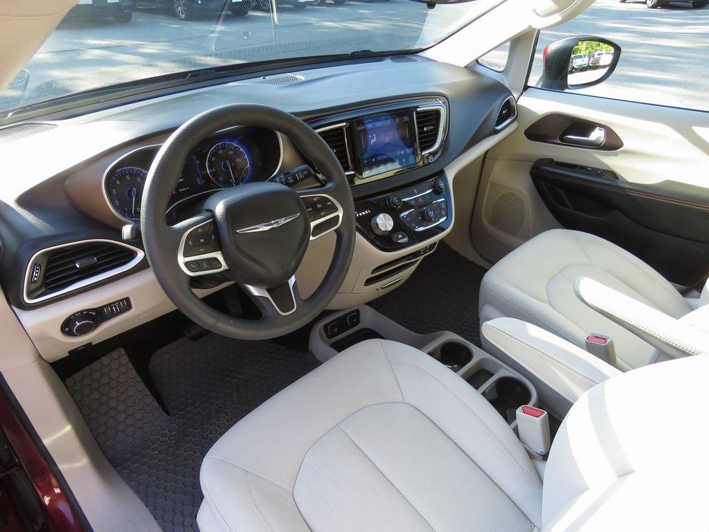 used 2017 Chrysler Pacifica car, priced at $13,101