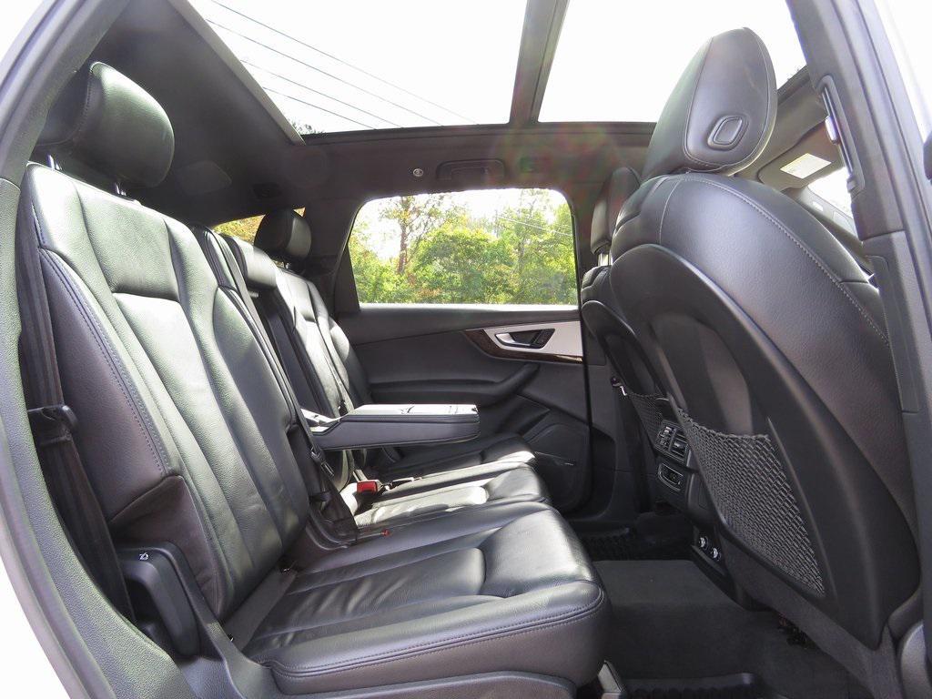 used 2019 Audi Q7 car, priced at $21,115