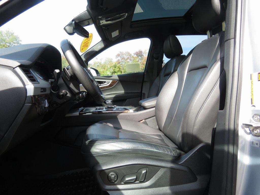 used 2019 Audi Q7 car, priced at $21,115