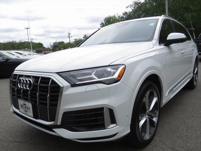 used 2020 Audi Q7 car, priced at $29,703