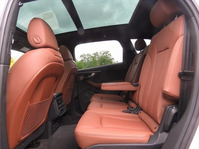 used 2020 Audi Q7 car, priced at $29,703