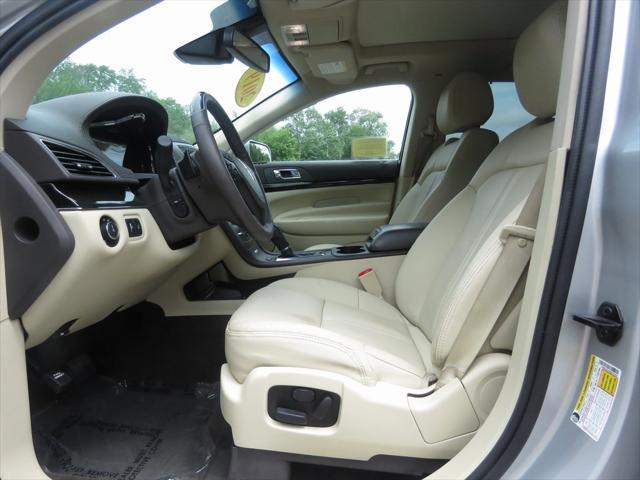 used 2019 Lincoln MKT car, priced at $19,919