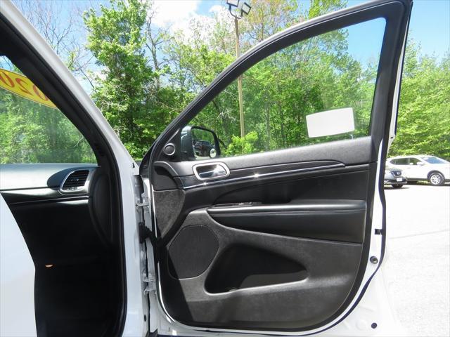 used 2020 Jeep Grand Cherokee car, priced at $22,724