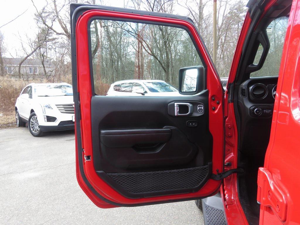used 2021 Jeep Wrangler Unlimited car, priced at $28,532