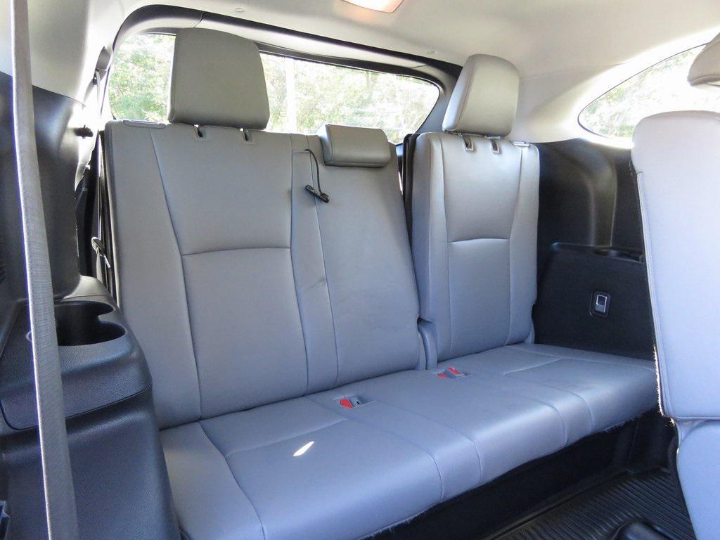 used 2021 Toyota Highlander car, priced at $31,496