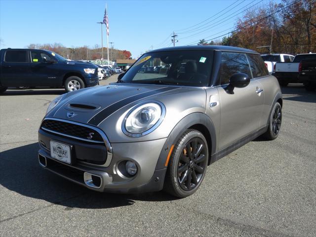 used 2018 MINI Hardtop car, priced at $14,966