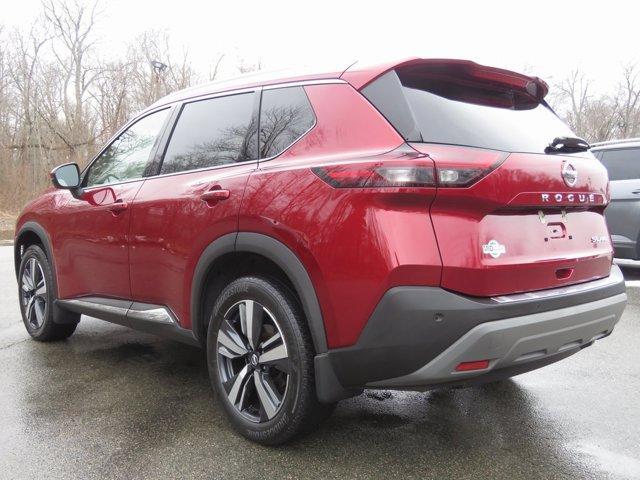 used 2021 Nissan Rogue car, priced at $24,807