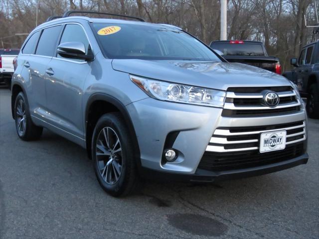 used 2017 Toyota Highlander car, priced at $23,544