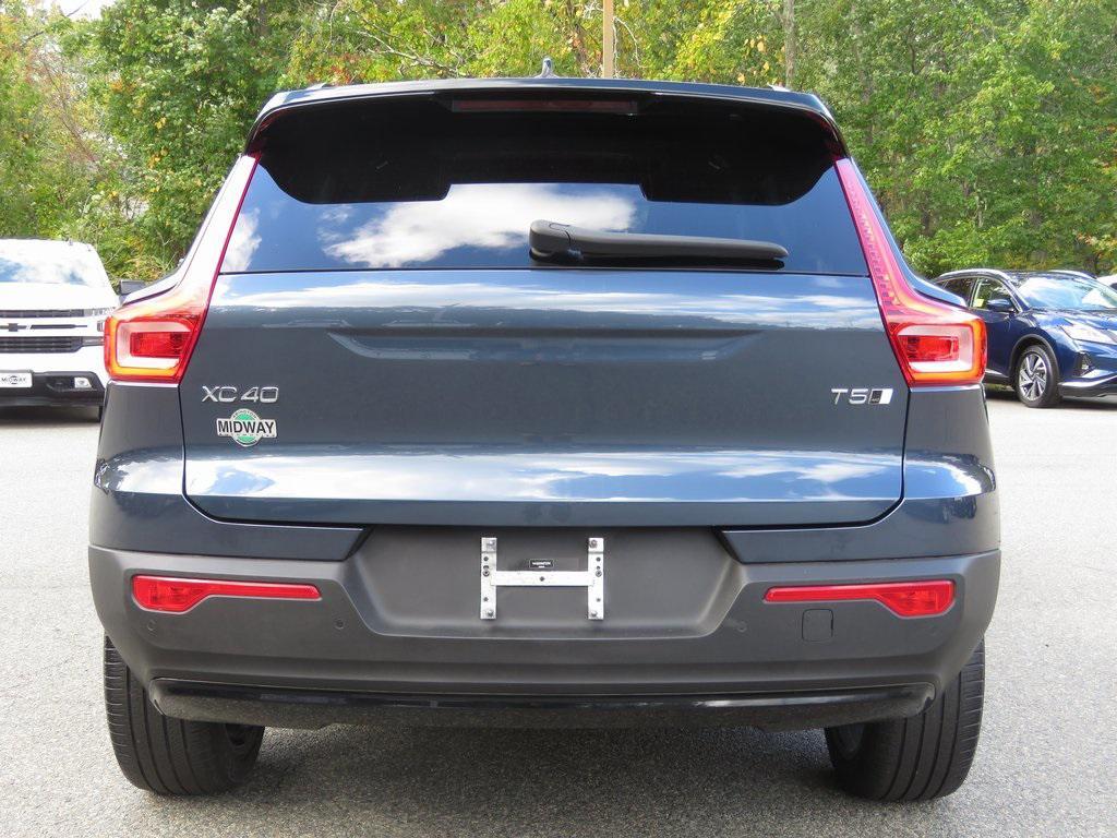 used 2022 Volvo XC40 car, priced at $29,786