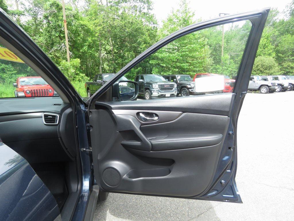 used 2016 Nissan Rogue car, priced at $12,537